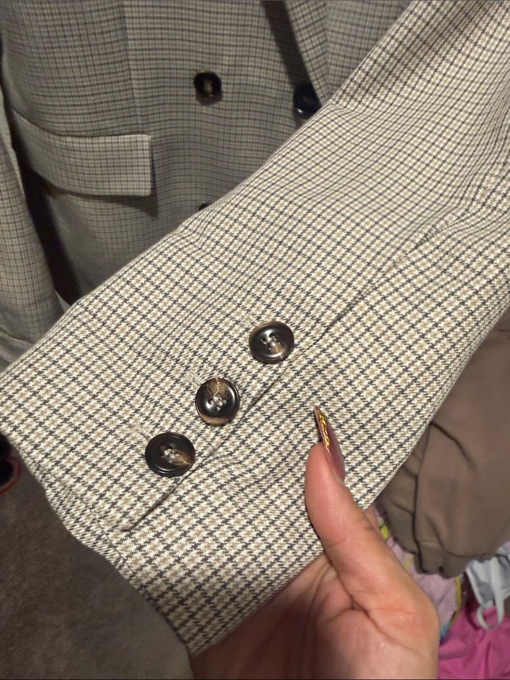 Evereve Double-Breasted Checked Blazer - Beige - XL - Picture 5 of 13